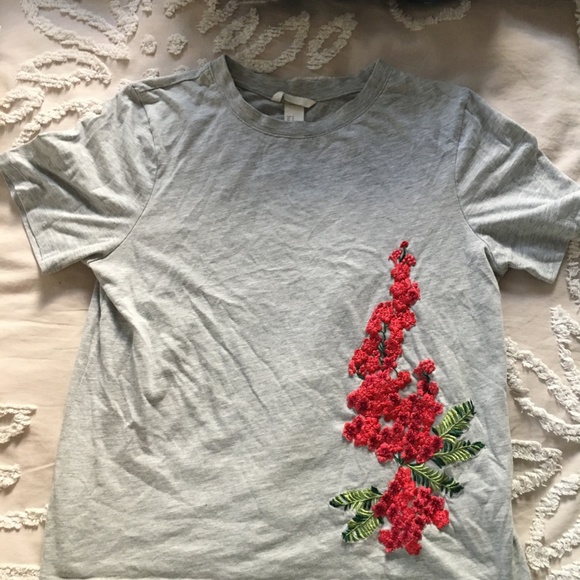 H&M Tops - Embroidered HM Tee Shirt